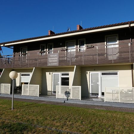 Apartamentai Trys Pusys Šventoji Екстериор снимка