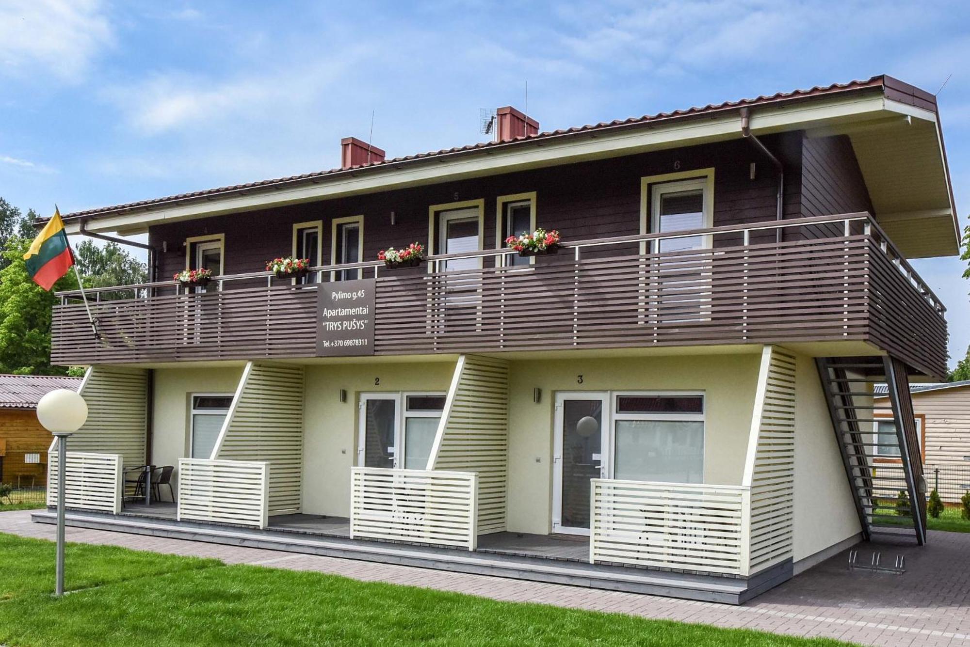 Apartamentai Trys Pusys Šventoji Екстериор снимка