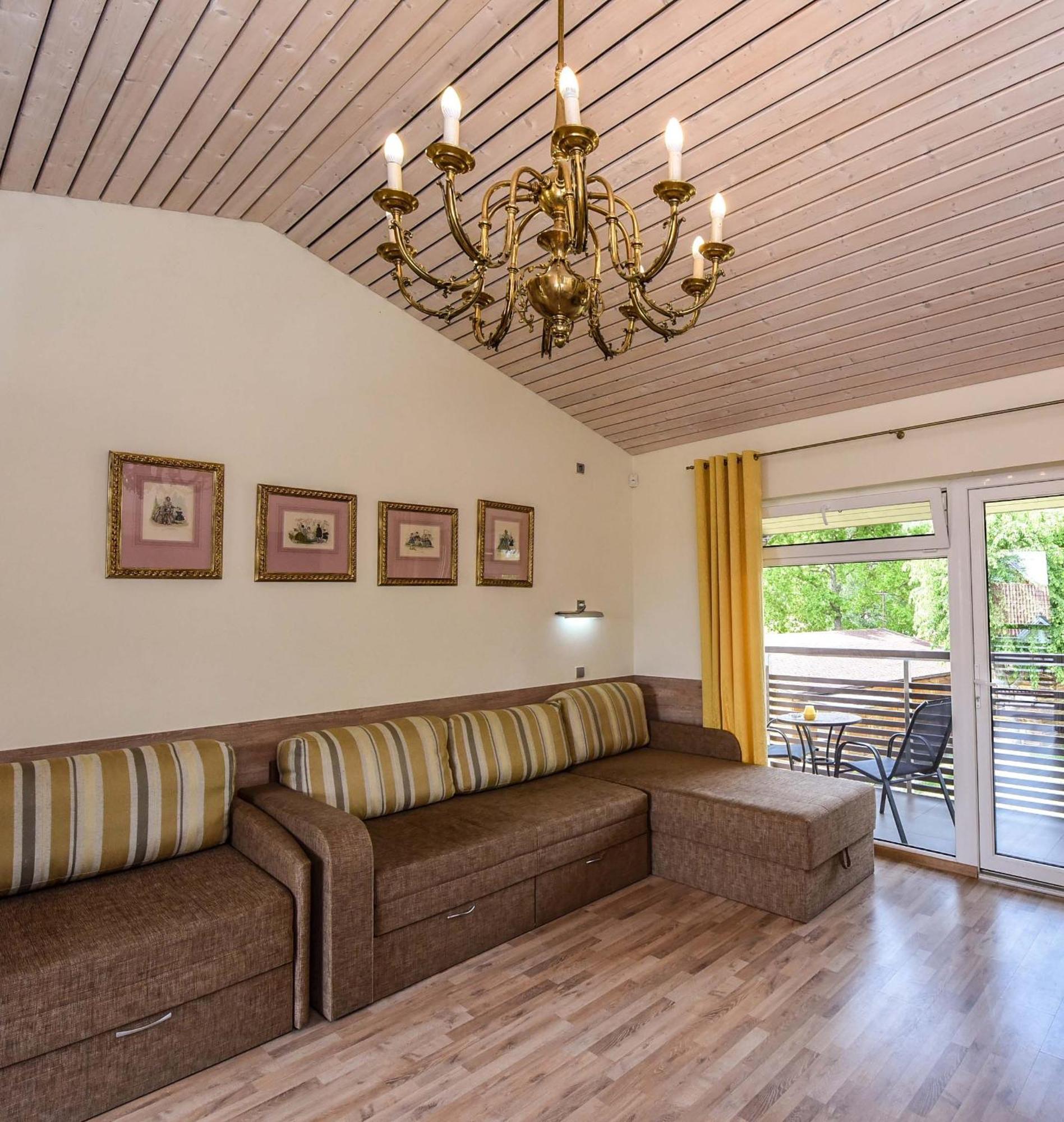 Apartamentai Trys Pusys Šventoji Екстериор снимка
