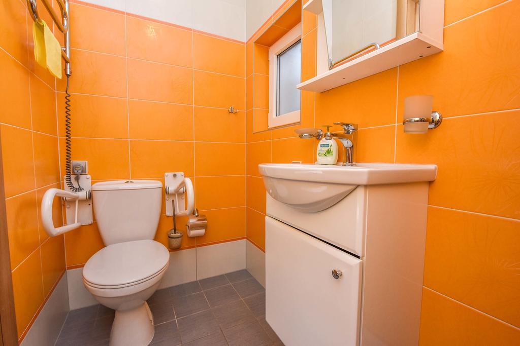 Apartamentai Trys Pusys Šventoji Екстериор снимка